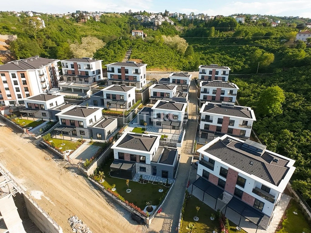 Престижный четырехкомнатный дом в Трабзоне, Турция