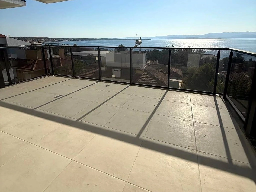 Просторная вилла с 6 спальнями в Чешме, Турция