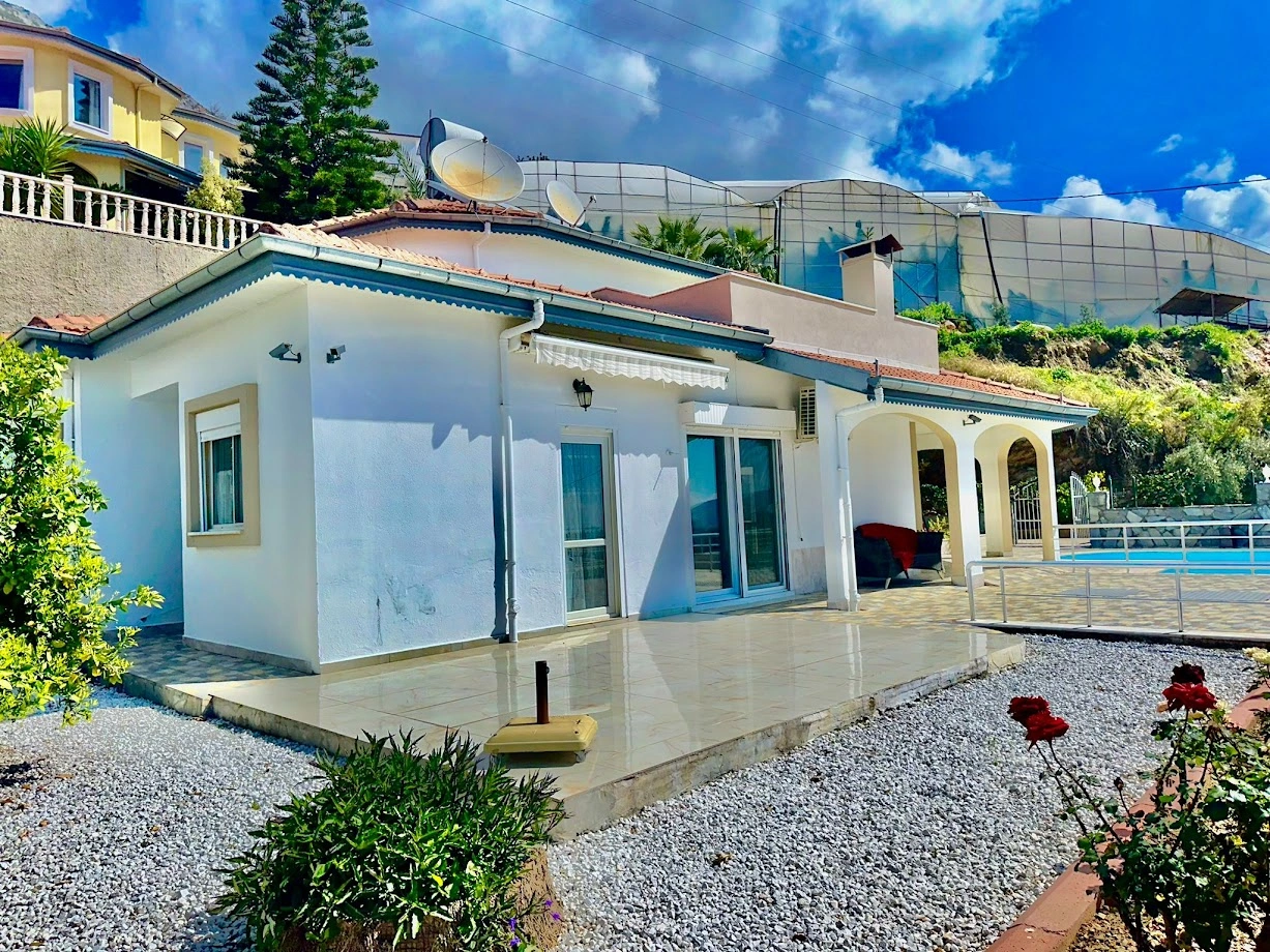 Вилла 265 m² с садом в Аланье, Турция