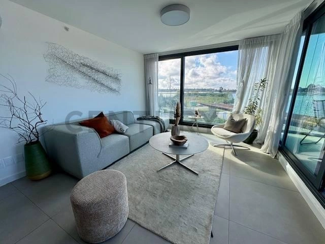 Квартира 4+1 с лифтом в Ciudad de la Costa, Уругвай
