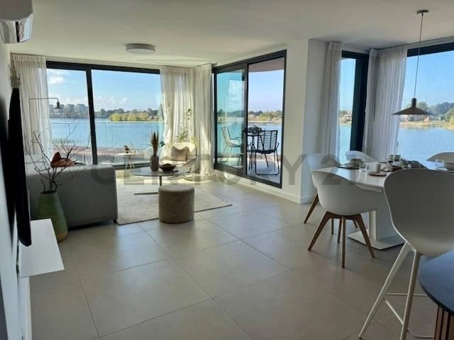 Квартира 4+1 с лифтом в Ciudad de la Costa, Уругвай