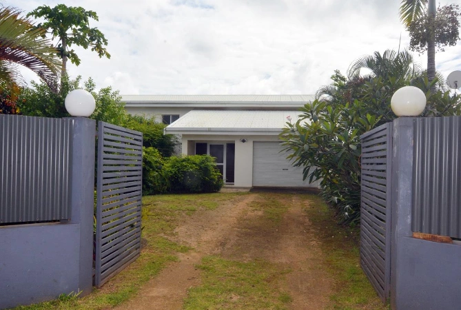 Дом 3+1 с балконом в Порт-Вила, Вануату