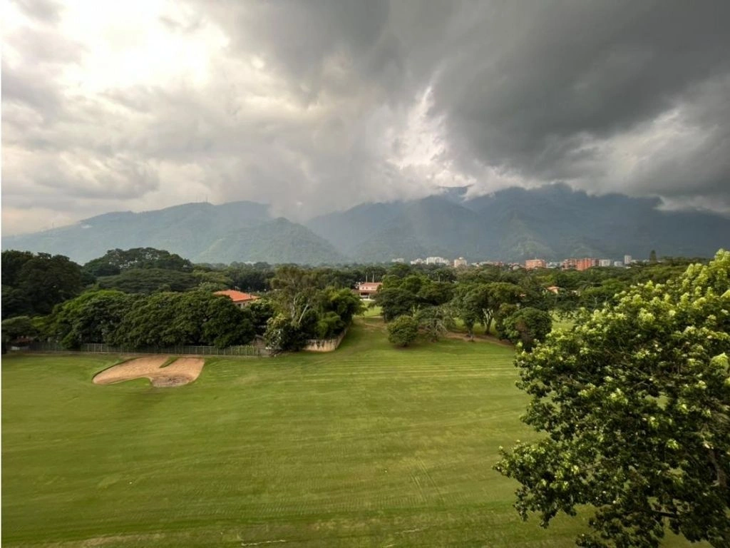 Квартира 450 m2 с панорамным видом в Каракасе, Венесуэла