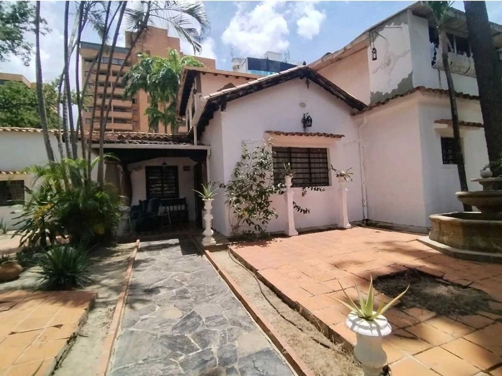 Дом 700 m2 с балконом в Валенсии, Венесуэла