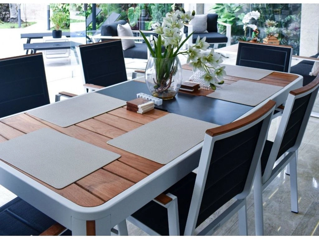 Дом 5+1 с открытым бассейном в городе Валенсия, Венесуэла