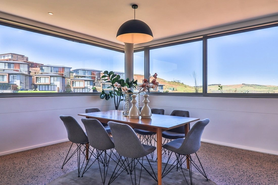 Дом 4+1 с лифтом в Дурбане, ЮАР