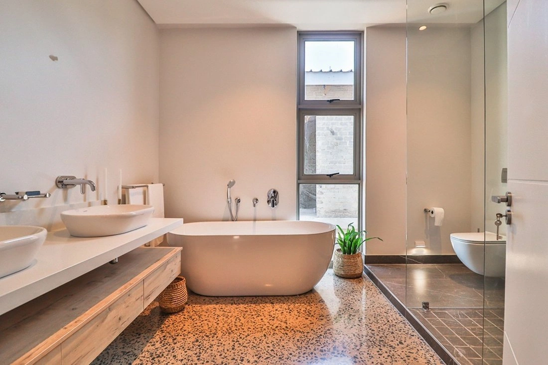 Дом 4+1 с лифтом в Дурбане, ЮАР