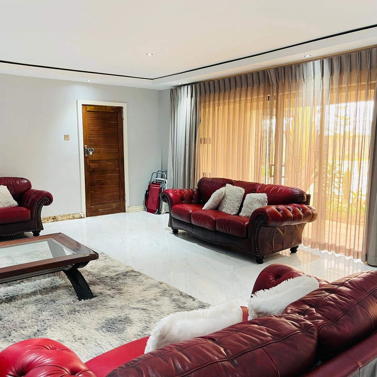 Дом 190 m2 с офисом в Хараре, Зимбабве