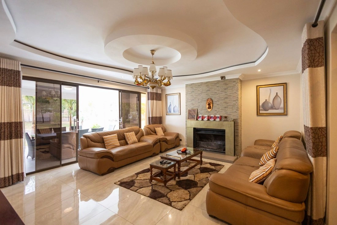 Дом 920 m2 с террасой в Хараре, Зимбабве