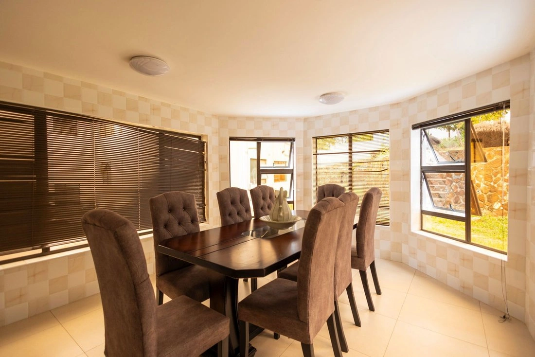 Дом 6+1 с джакузи в Хараре, Зимбабве