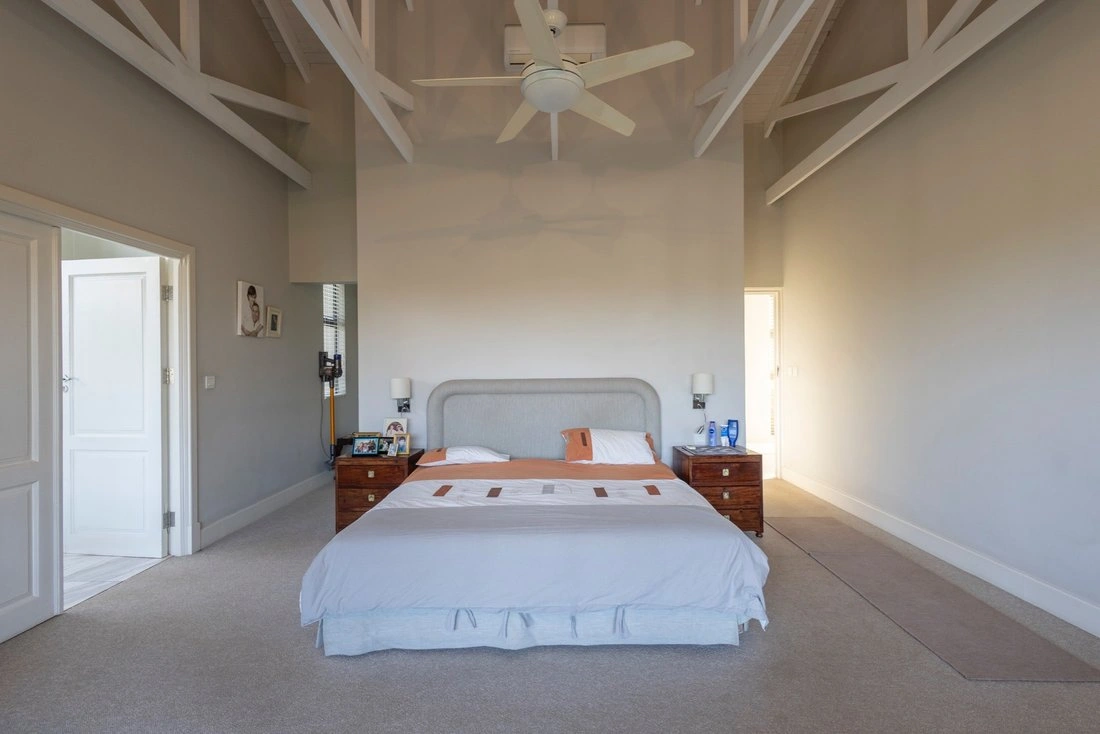 Дом 500 m2 с гаражом в Хараре, Зимбабве