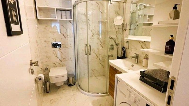 Меблированная квартира площадью 55 м2 на берегу моря в Мармарисе, Турция