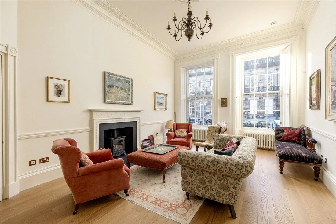 Дуплекс 245 m2 с высокими потолками в Эдинбурге, Великобритания