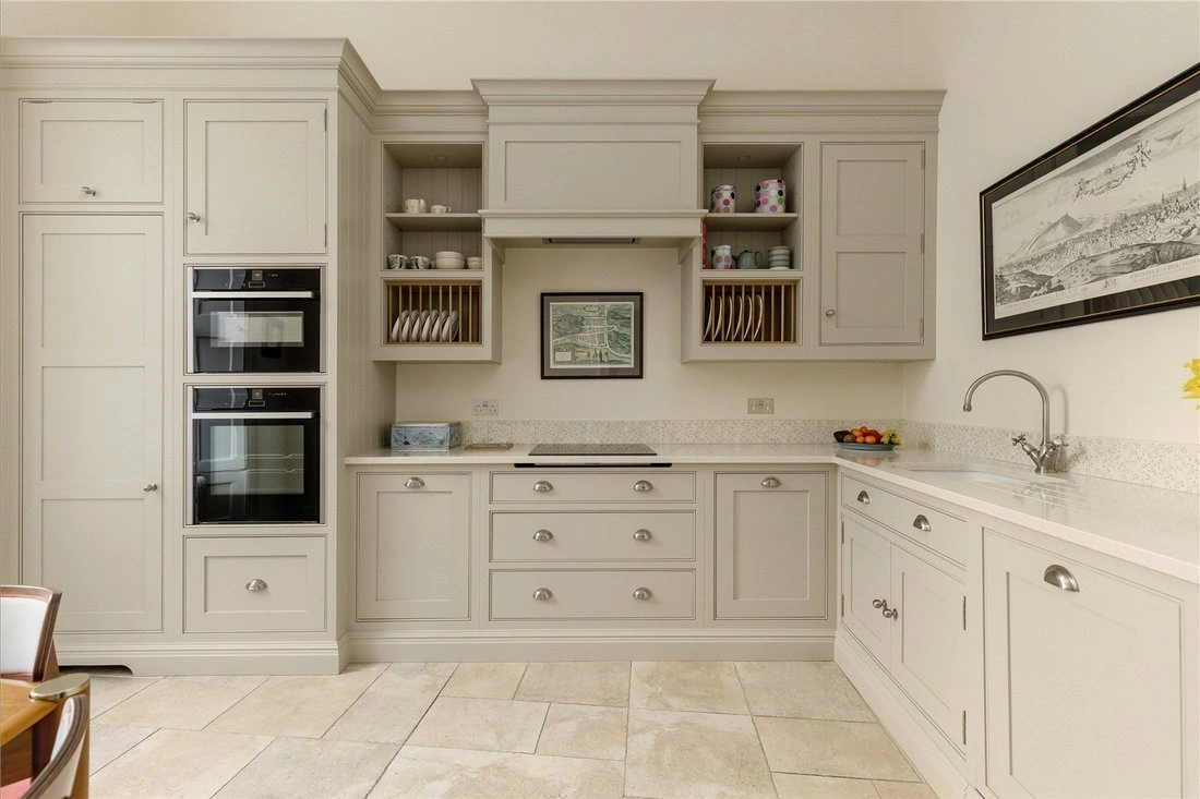 Дуплекс 245 m2 с высокими потолками в Эдинбурге, Великобритания