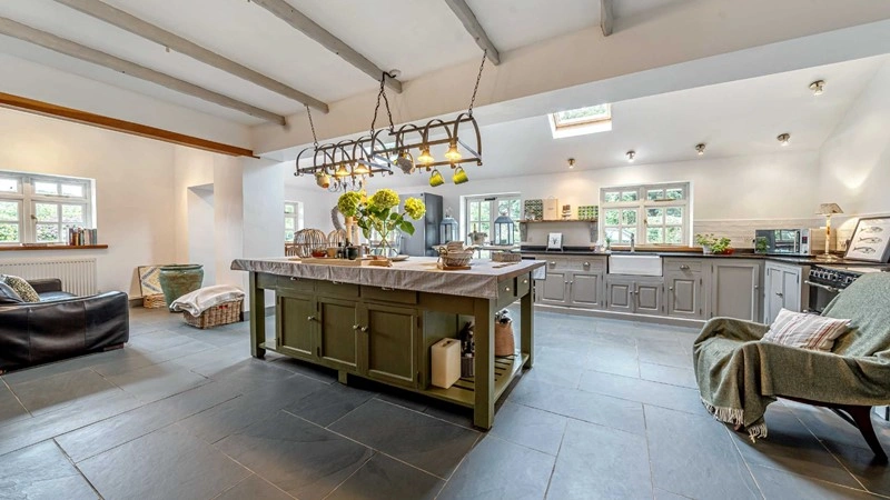 Очаровательный дом 4+1 в Кардиффе, Уэльс