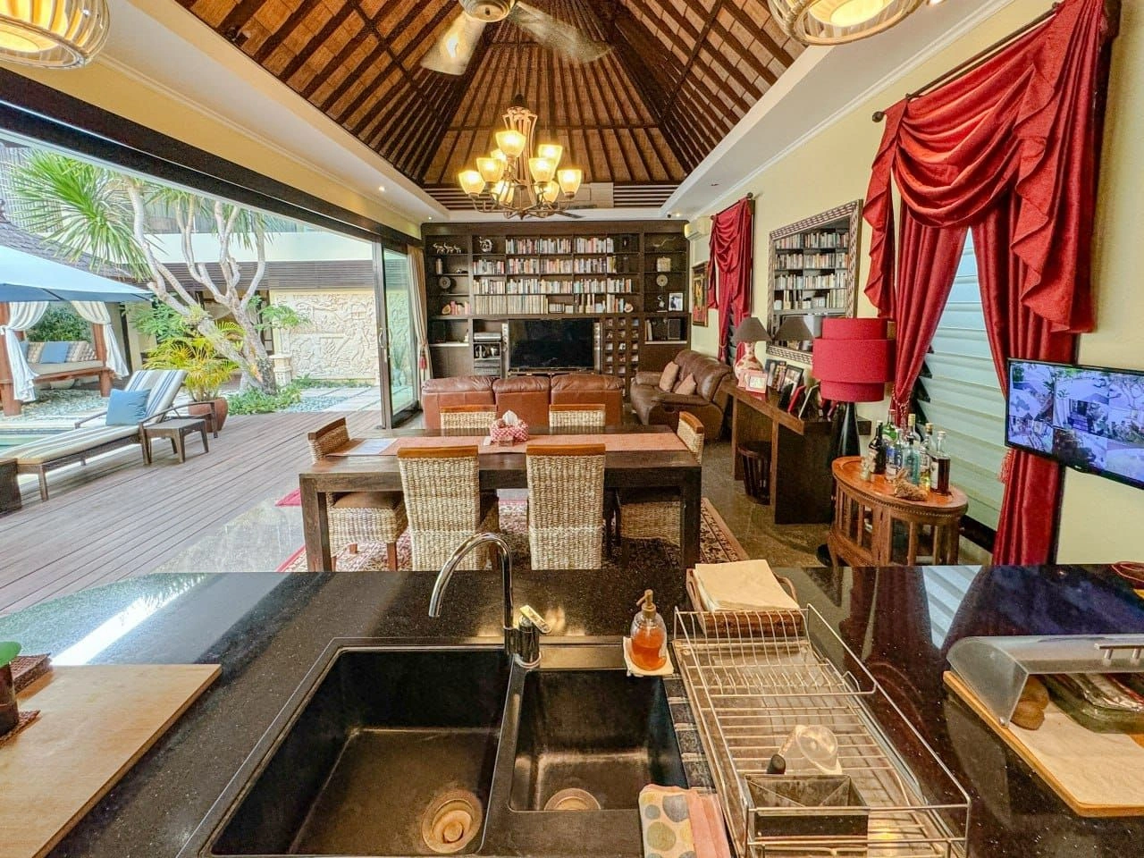 5-спальная вилла с частным бассейном