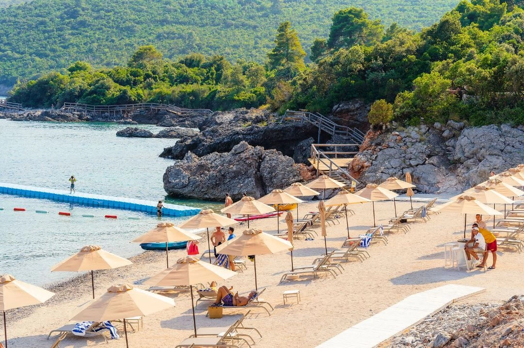 Впечатляющий флагманский проект в районе Луштица в Черногории