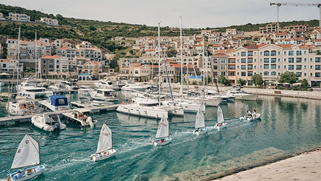 Впечатляющий флагманский проект в районе Луштица в Черногории