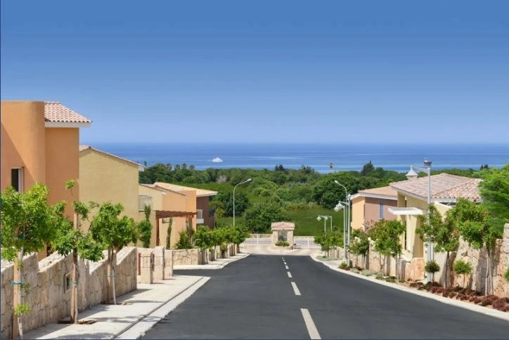 Уникальный жилой курорт на побережье Пафоса на Кипре
