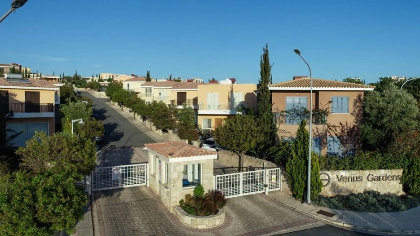 Уникальный жилой курорт на побережье Пафоса на Кипре