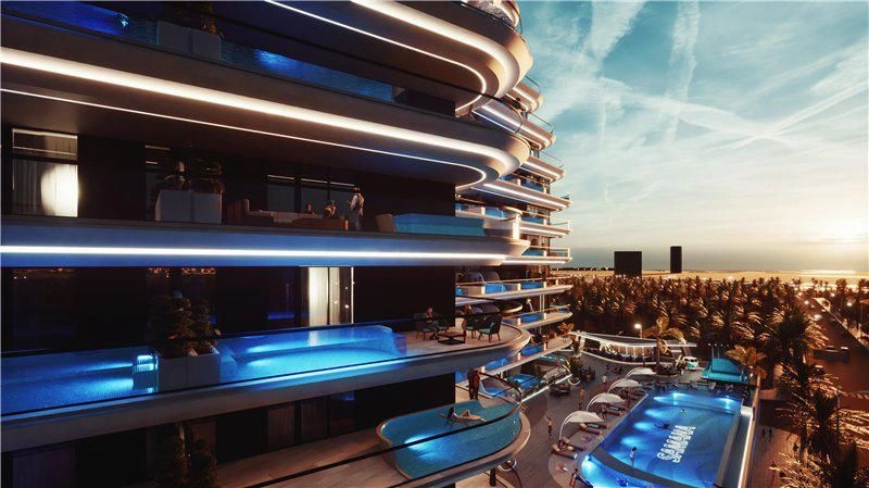 Современный жилой комплекс с видом на Дубай