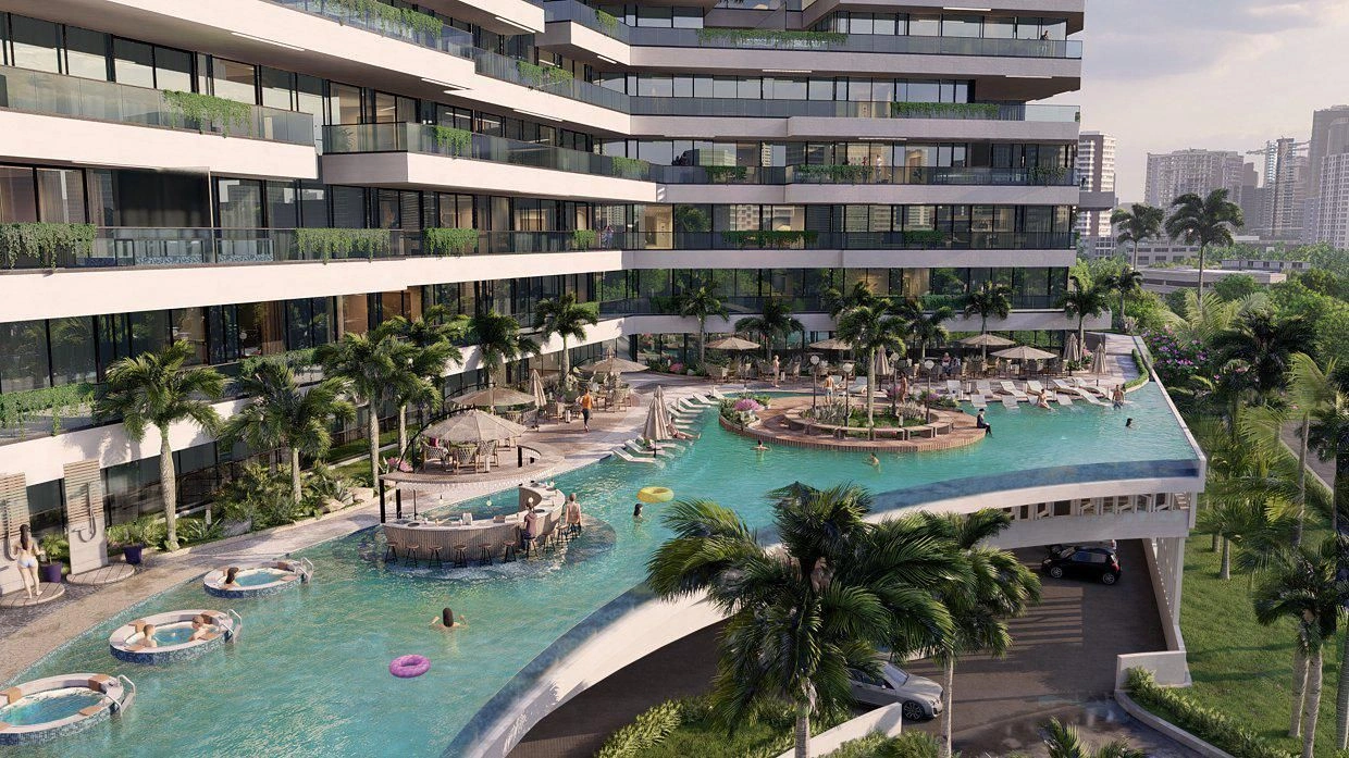 Luxury Residential Complex with Water Park in Dubai