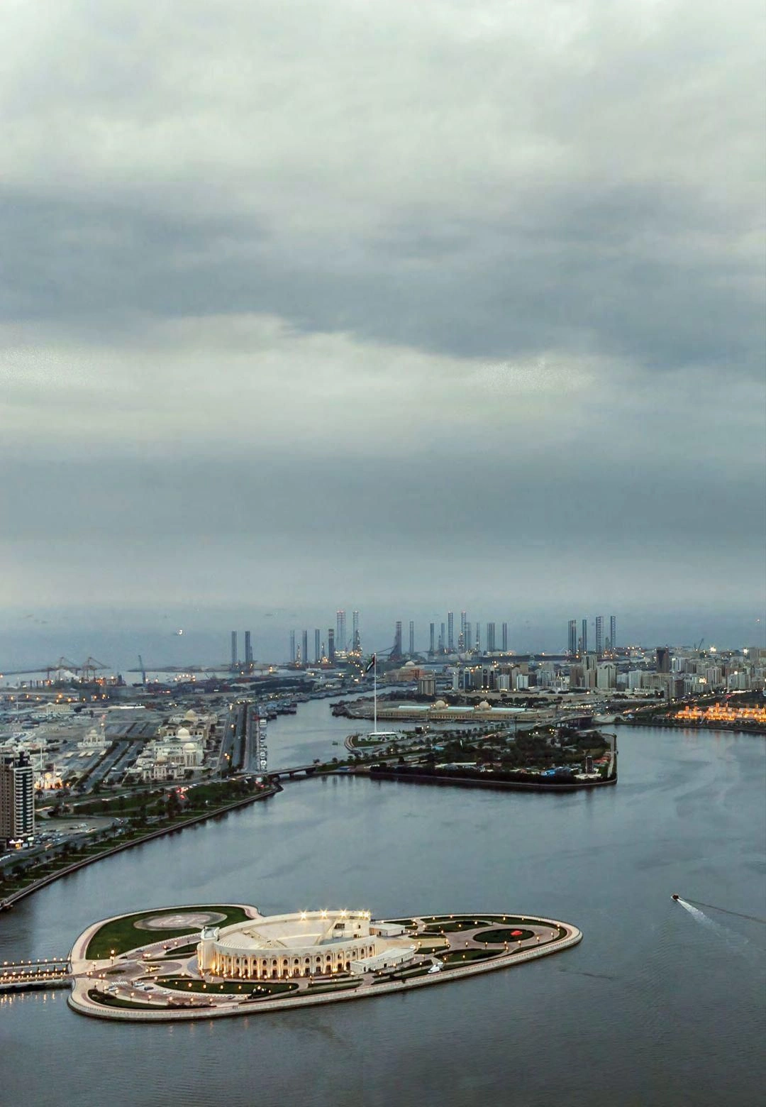 Элитный жилой комплекс рядом с Университетом Шарджи