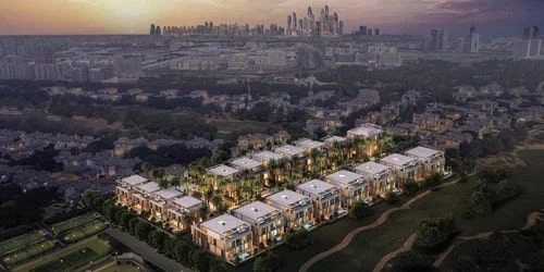 Роскошный комплекс вилл рядом с шоссе, Дубай