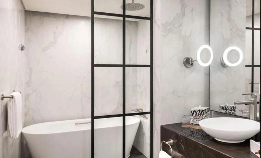 Роскошный жилой комплекс с бассейном и спа в Бизнес-Бей, Дубай