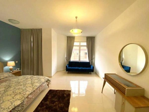 Современный жилой комплекс вблизи центра Дубая