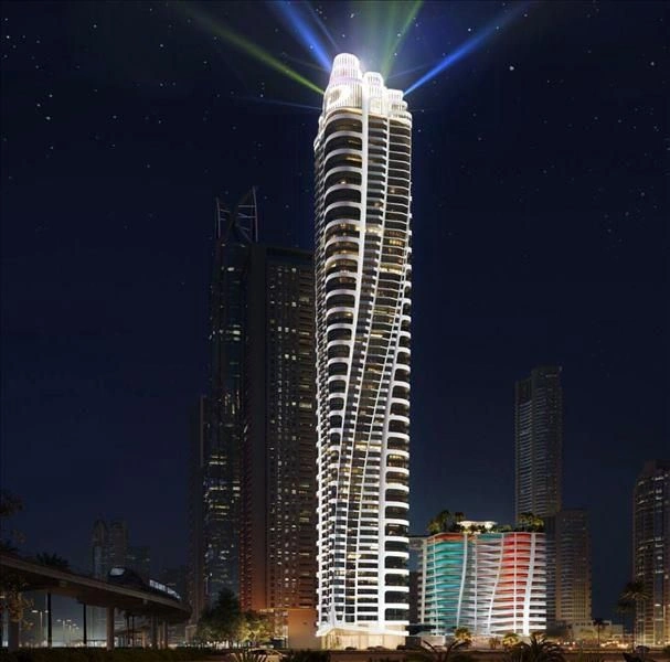 Роскошный небоскреб рядом с торговым центром, Дубай