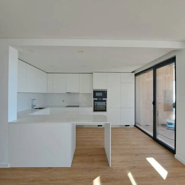 Дуплекс 3+1 от владельца в Эрисейре, Португалия