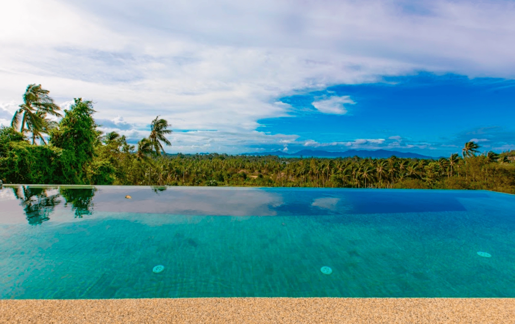 Complex of luxury villas in the center of Koh Samui