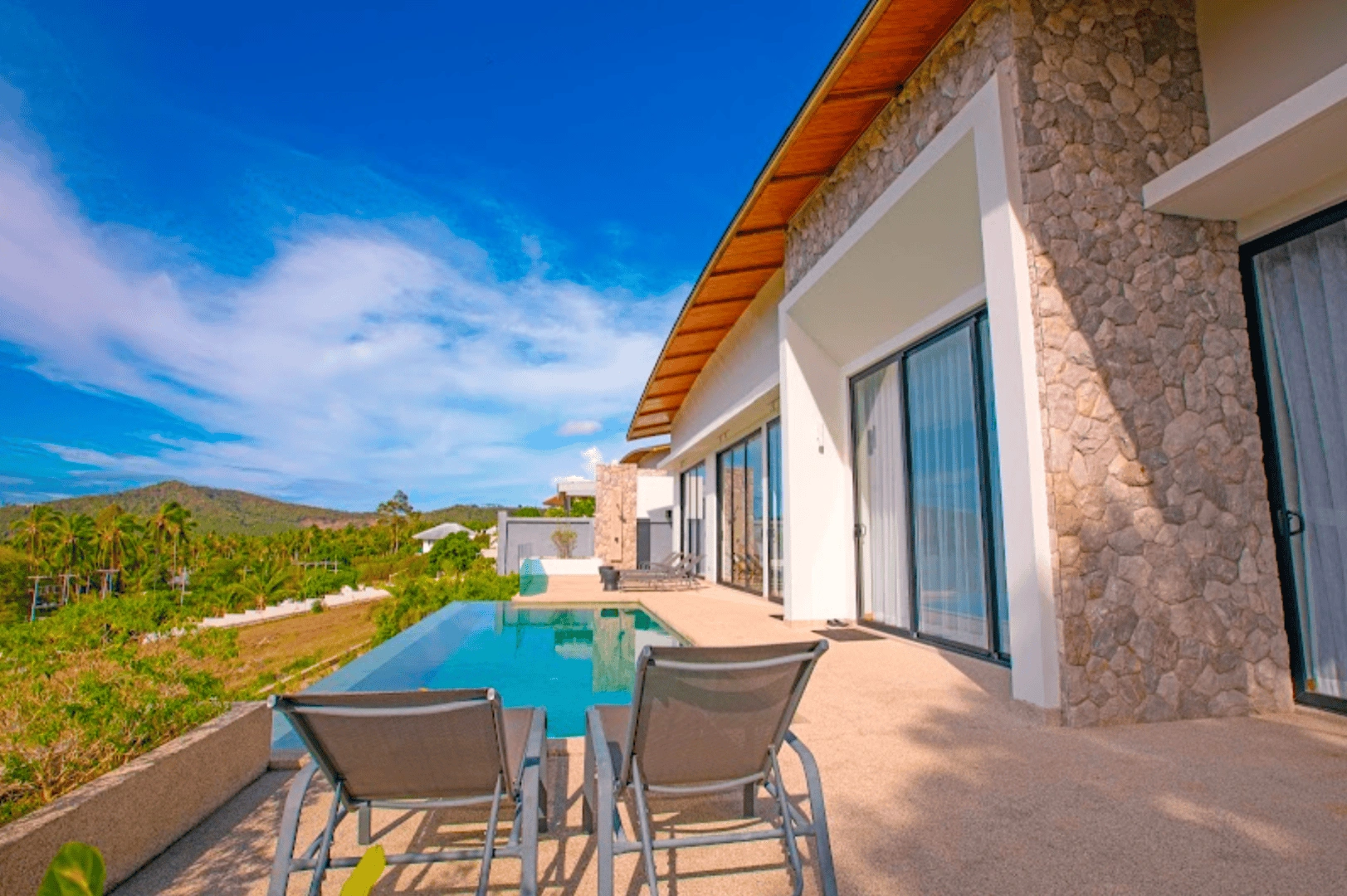 Complex of luxury villas in the center of Koh Samui