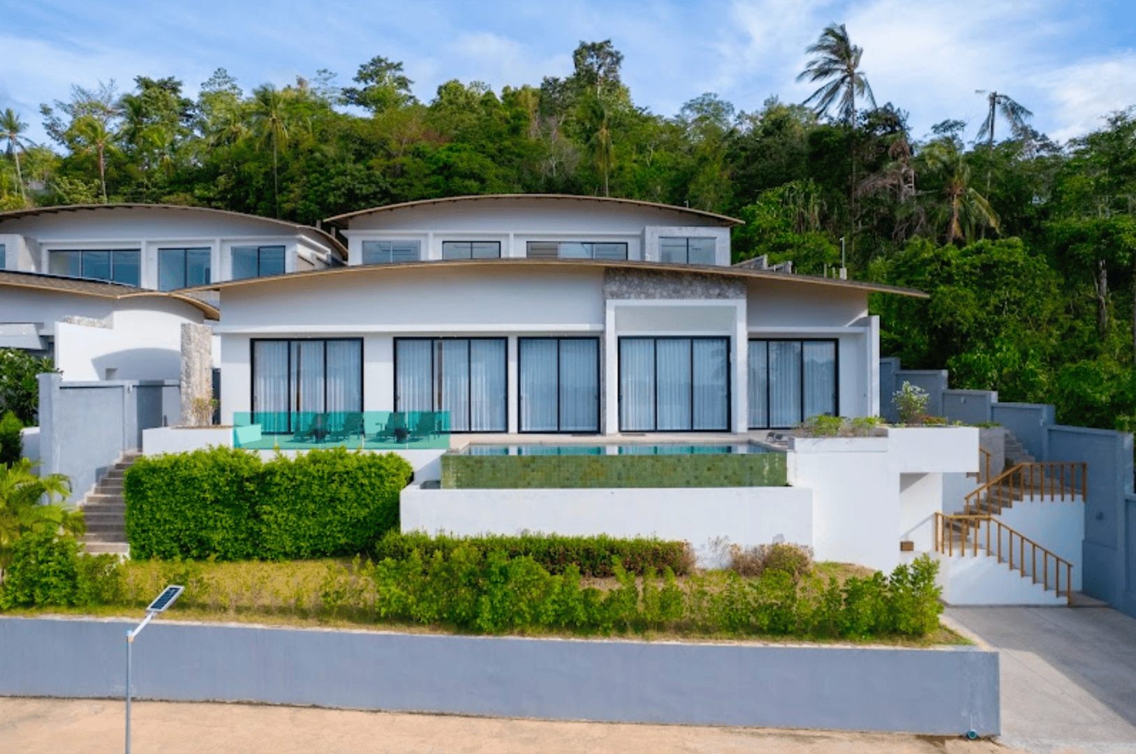 Complex of luxury villas in the center of Koh Samui