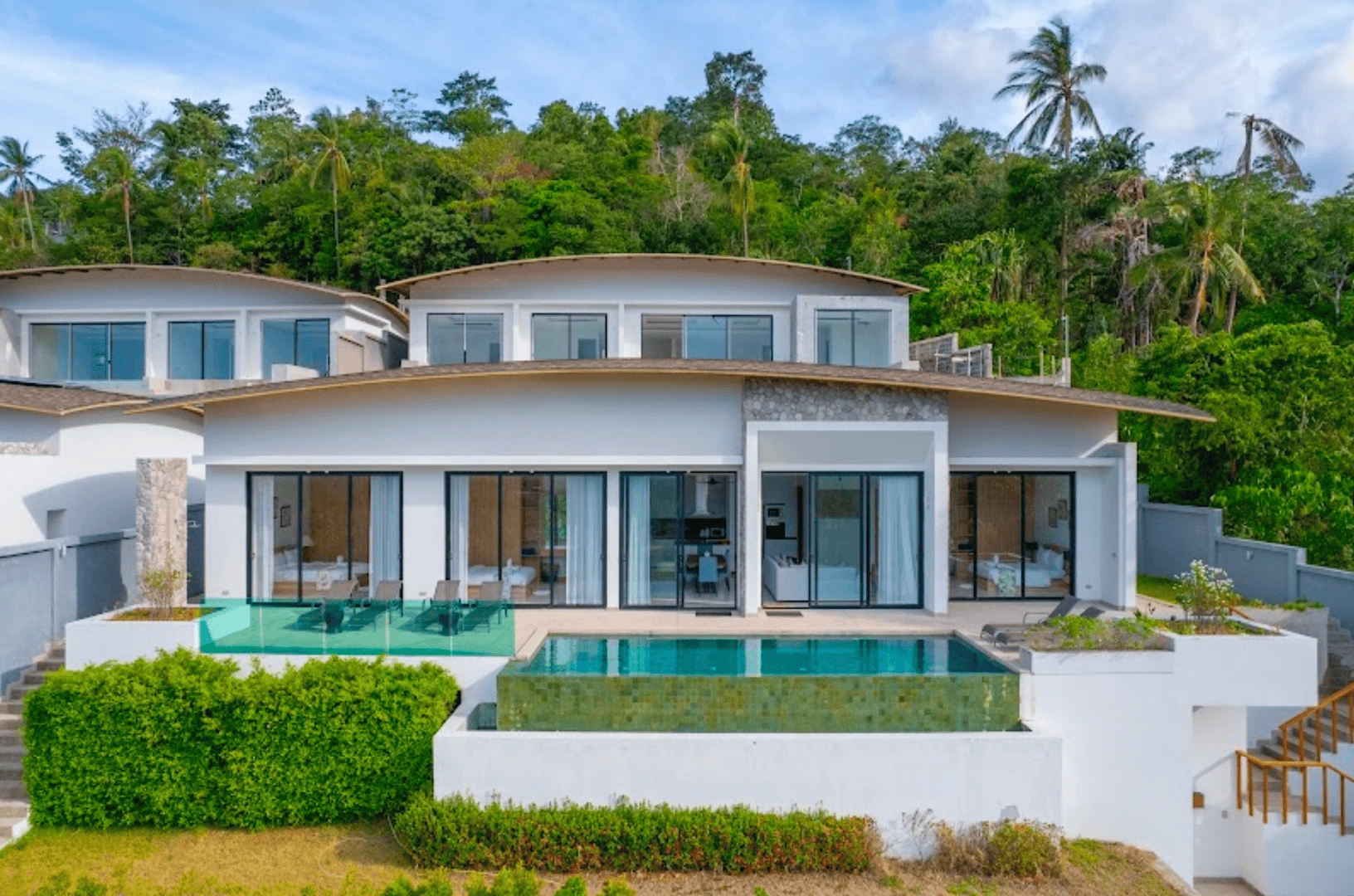 Complex of luxury villas in the center of Koh Samui