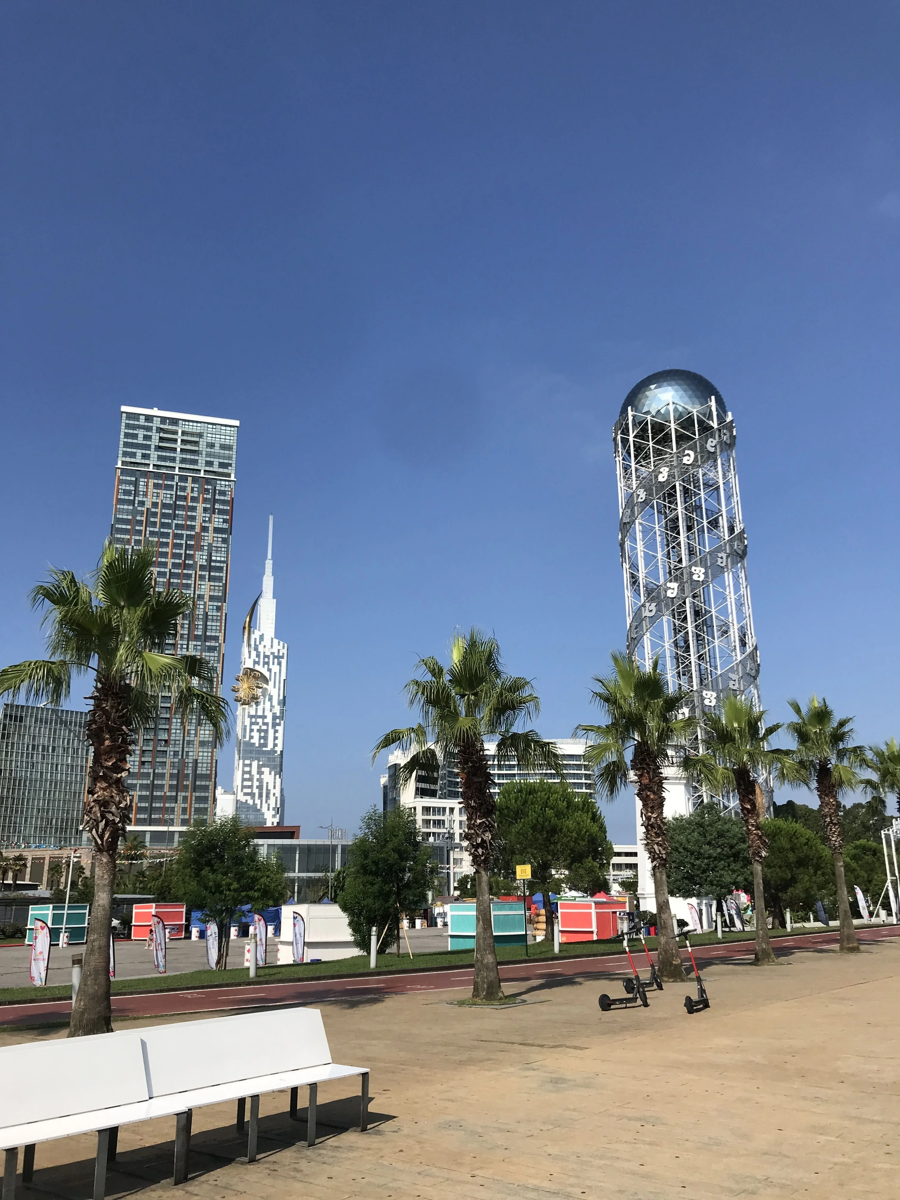 Дубай по-грузински: как Батуми изменился за несколько десятилетий