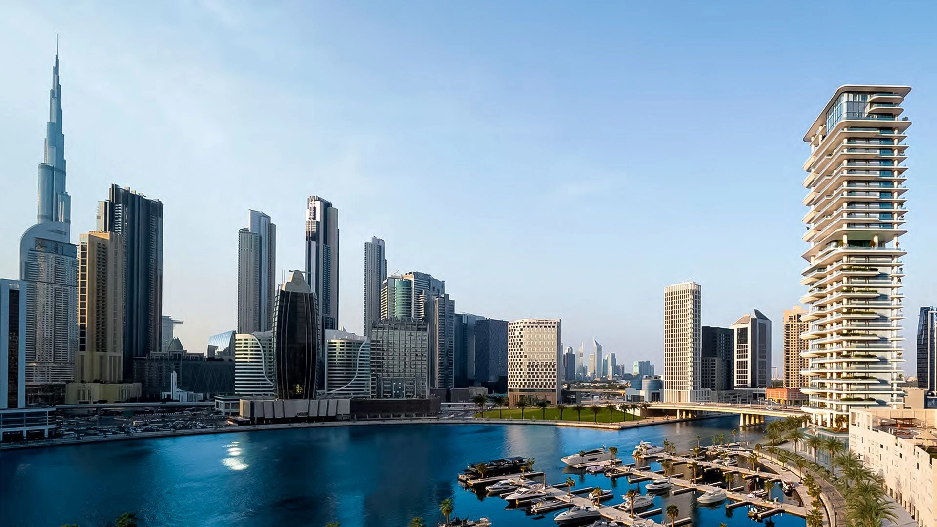 Эксклюзивный жилой комплекс в живописной гавани Marasi