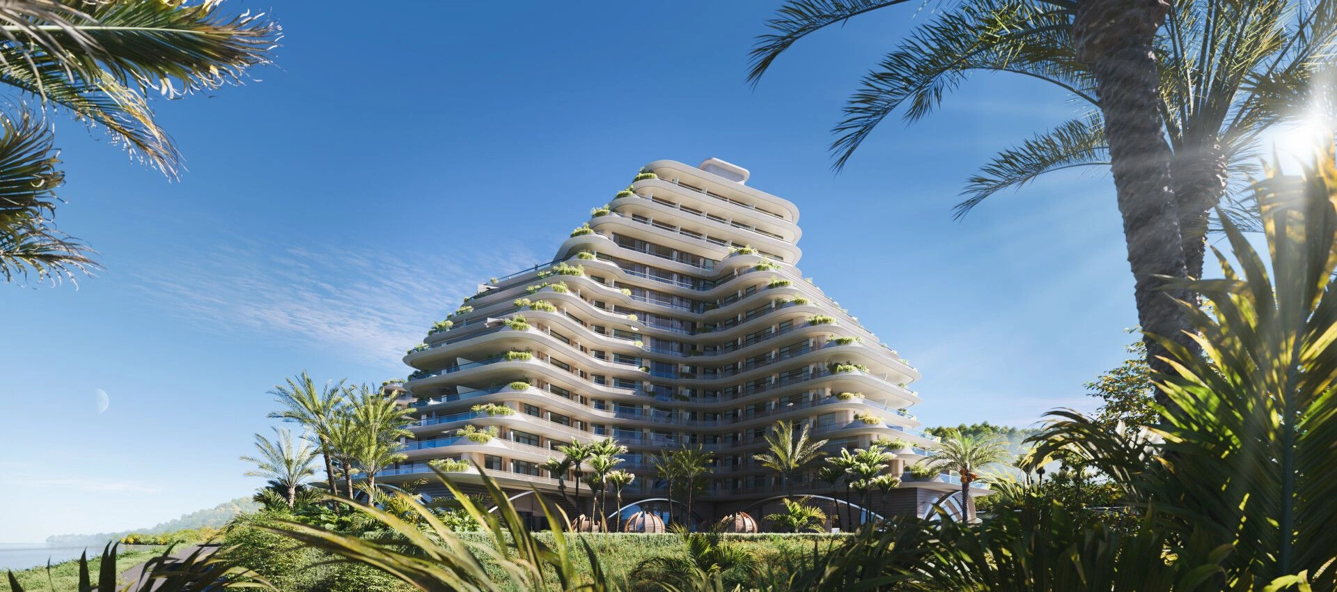 Luxurious residential complex 15 floors on the 1st line